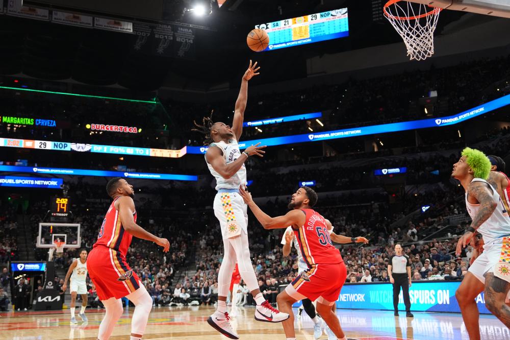 以强劲的冲 以强劲的冲