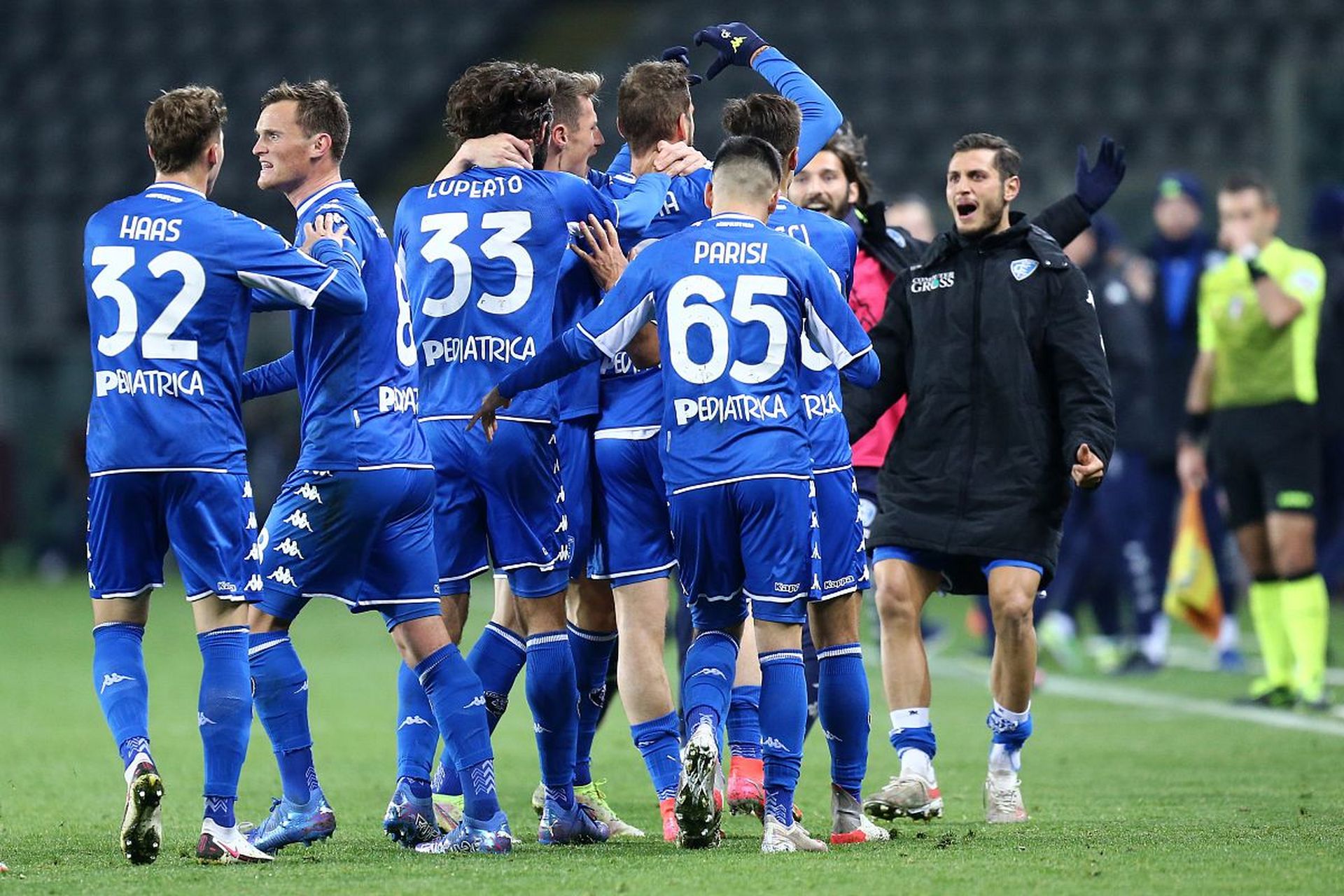 球队必须不 球队必须不