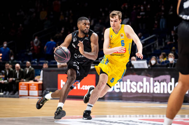 球队正逐渐 球队正逐渐